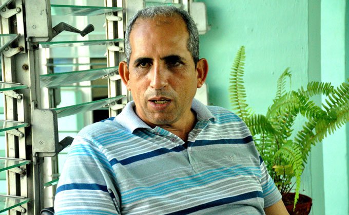 Dr. Eduardo